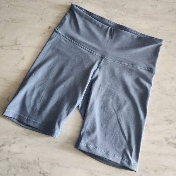 Old Navy High-Waisted PowerPress 8" Biker Shorts for Women | Sz M - Picture 3 of 6